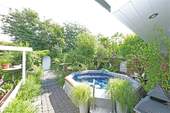 Garten mit Pool - 