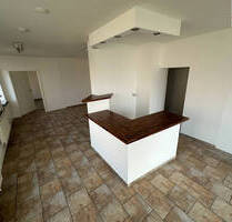 Komfortables Wohnen im Erdgeschoss - barrierearme 3-Raum-Wohnung - 1Monat kaltmietfrei! - Oelsnitz/Erzgebirge