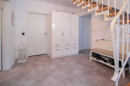 05 Flur - 