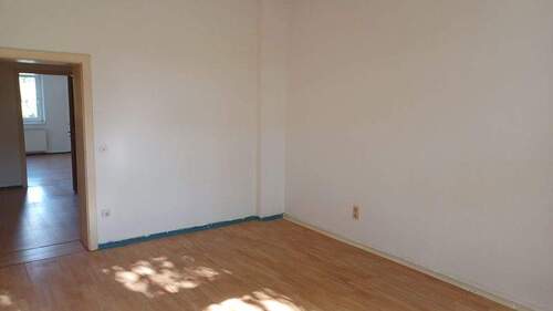 Schlafzimmer-Diele.jpg - Etagenwohnung mit 55,00 m² in Essen zum Kaufen