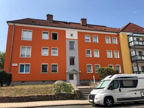 Titelbild - Frisch renovierte 3-Raum-Wohnung zu vermieten!