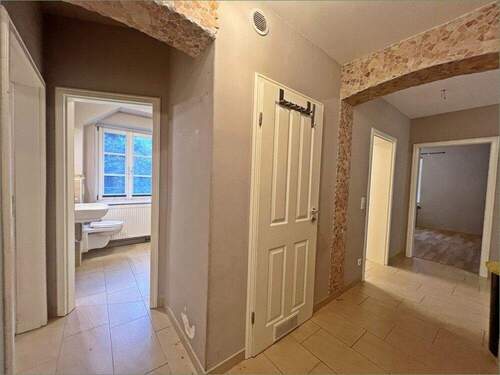 Eingangsbereich und Flur - 