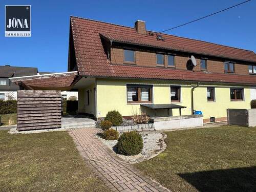 Bild 2 - 5 Zimmer Doppelhaushälfte zum Kaufen in Marktleugast / Mannsflur