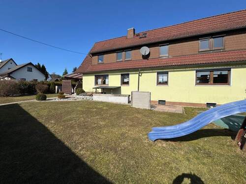 Bild 3 - 5 Zimmer Doppelhaushälfte in Marktleugast / Mannsflur