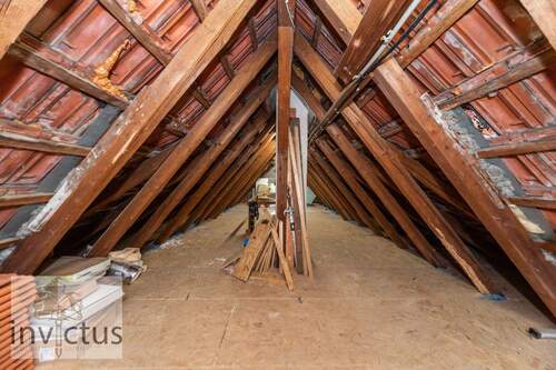 Dachboden (isolierter Geschossdecke) - 