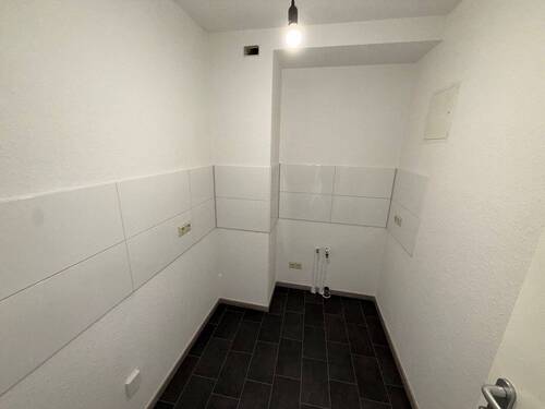 Küche - 2 Zimmer Etagenwohnung in Wolfsburg