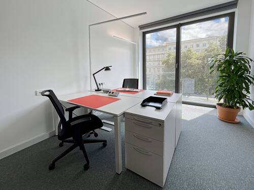 Kleinen Büro 4.jpg - Wunderschön eingerichtete Büroräume für 2 Personen in Spaces Prenzlauer Berg