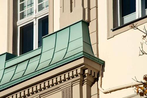 Detail - 