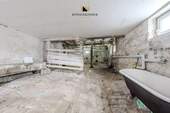 Ehemaliger Stall mit Charakter und historischen Elementen. - 