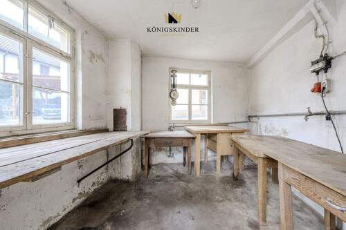 Raum für Handwerk und Lager. - 