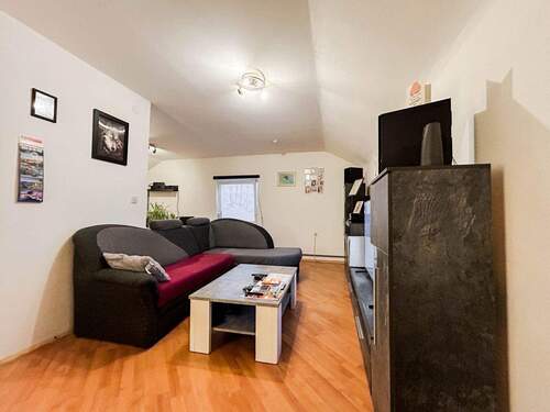 Wohnzimmer DG - Mehrfamilienhaus, Wohnhaus zum Kaufen in Ilshofen