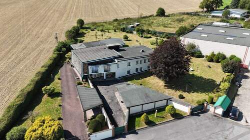 Hausansicht - 1 Zimmer Einfamilienhaus zum Kaufen in Sundern