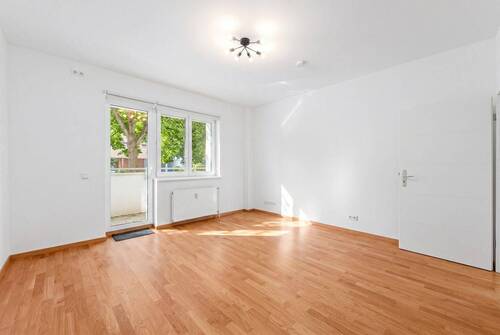 Wohnimmer - Etagenwohnung mit 50,00 m&sup2; in Berlin zum Kaufen