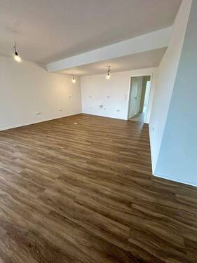 Wohnzimmer/Küche - 4 Zimmer Etagenwohnung in Düsseldorf