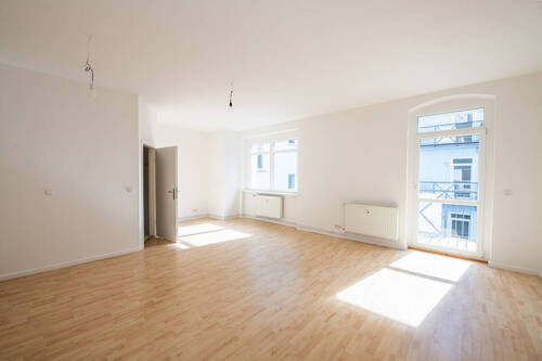 Zimmer - Sonnig wohnen nahe Uni & Technologiepark: Charmante 1-Zimmer-Wohnung + mit Balkon + Provisionsfrei