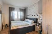 Schlafzimmer EG - 