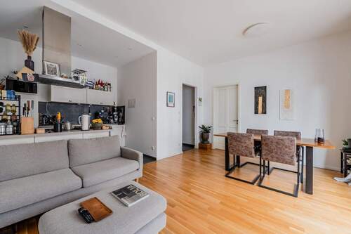 Wohnbereich mit offener Küche - 