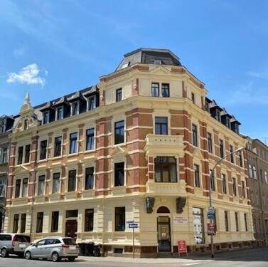 Hausansicht - großzügige Wohnung, wenige Gehminuten in das Stadtzentrum