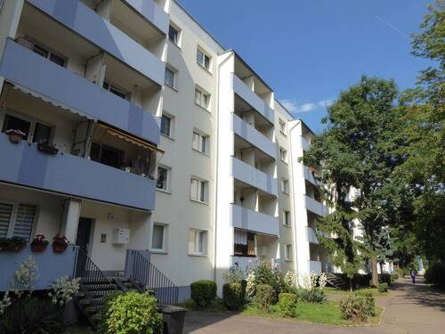 Hausansicht - * Flussviertel * gemütl. Gegend * in Renovierung *