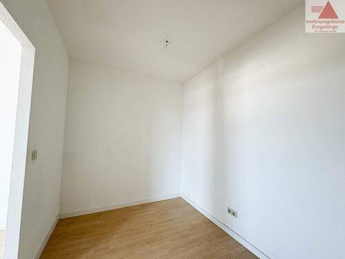 Arbeitsbereich - 1 Zimmer Etagenwohnung in Chemnitz