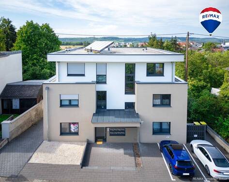 RE/MAX Immobilien Merzig-Perl Außensicht - Luxuriöses Penthouse in Perl - 850.000,00 EUR Kaufpreis, ca.  170,00 m² Wohnfläche
