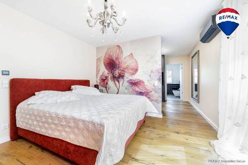 RE/MAX Immobilien Merzig-Perl Schlafzimmer - 