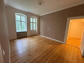 Zimmer 1 mit Balkon Ansicht 2 - 2 Zimmer Etagenwohnung zur Miete in Berlin