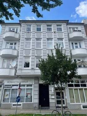 Hausansicht - **Möblierte 2-Zi.-Wohnung in HH-Wandsbek**