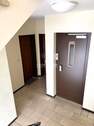 Treppenhaus mit Lift - 