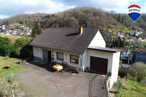 RE/MAX Immobilien DeLux - 4 Zimmer Einfamilienhaus zum Kaufen in Merzig