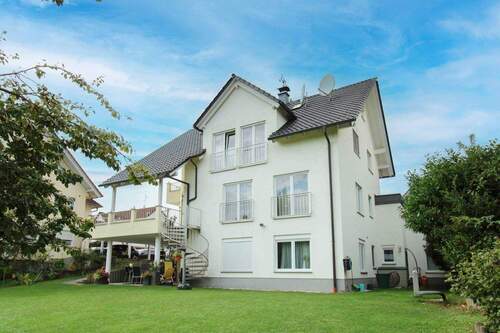 Haus hinten seitl. - 8 Zimmer Einfamilienhaus zum Kaufen in Freigericht