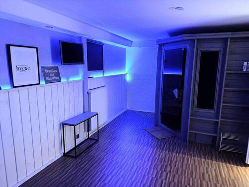 Hobbyraum mit Sauna.jpg - 