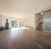 Ein Ort zum Wohlfühlen - gepflegtes Reiheneckhaus mit sonnigem Süd-Garten - München Allach-Untermenzing