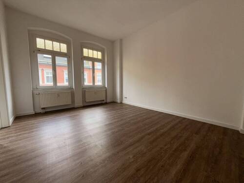 Wohnzimmer - 2 Zimmer Etagenwohnung in Zwickau / Pölbitz