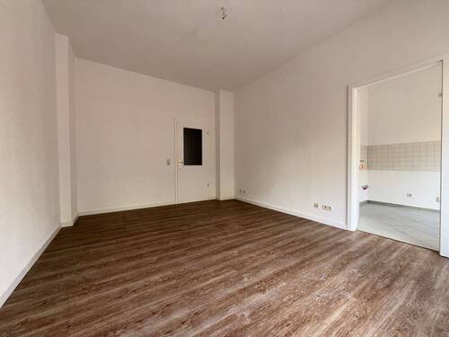 Wohnzimmer - Etagenwohnung mit 54,60 m&sup2; in Zwickau / Pölbitz zur Miete