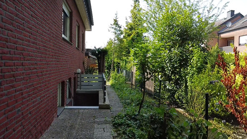 Kellereingang - Freistehendes Einfamilienhaus mit Einliegerwohnung und Ausbaupotenzial in Mauritz-Ost