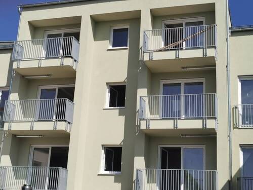 Hausansicht Balkone neu.jpg - Exklusive 2 Zi. Neubau-Wohnung (Erstbezug) mit Südbalkon, barrierefrei bzw. seniorengerecht, mit moderner Einbauküche