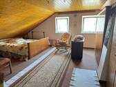Zimmer 1 Dachgeschoss - 