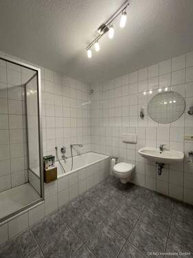 Badezimmer - 2 Zimmer Etagenwohnung in Hude