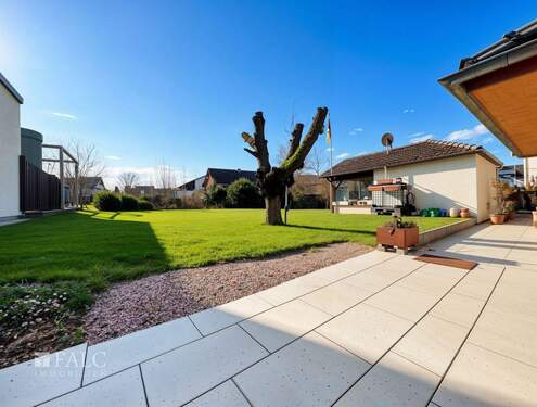 Außenansicht/Garten - Einfamilienhaus mit 188,90 m&sup2; in Wachtberg zum Kaufen