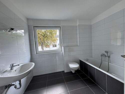 Großes en-suite Wannenbad - 