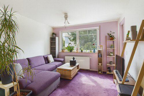 Wohnzimmer - 2 Zimmer Etagenwohnung in Leutenbach