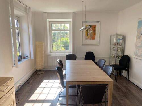 großer Besprechungsraum im Obergeschoss - 