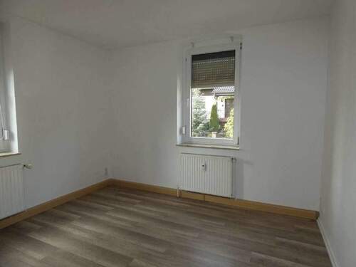 Wohnzimmer - 2-Raumwohnung mit Dusche&Badewanne