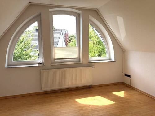 Kinderzimmer/Büro - 