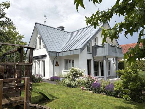 Außenansicht - Traumhaftes Einfamilienhaus in wunderbarer Lage in einer Sackgasse !