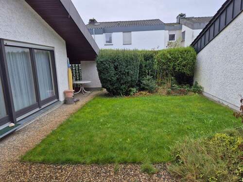 ..weiterer Blick - Garten - Mehrfamilienhaus, Wohnhaus mit 175,00 m² in Egelsbach zum Kaufen