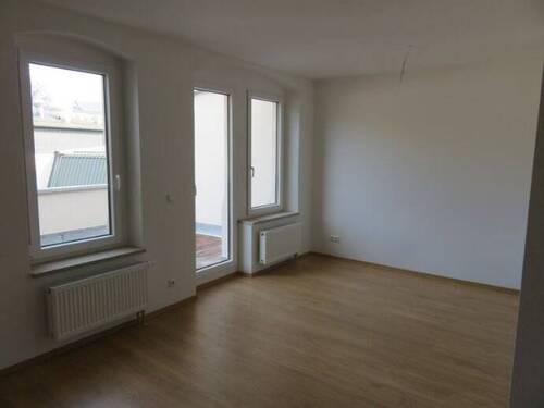 Wohn- u. Schlafbereich - 1 Zimmer Etagenwohnung zur Miete in Plauen