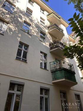 Hausansicht - 1 Zimmer Etagenwohnung zum Kaufen in Berlin