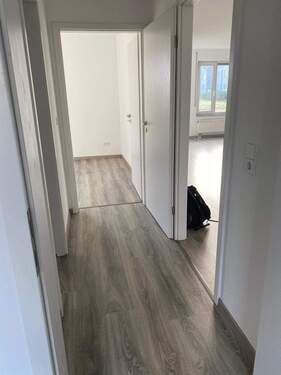 Flur.jpg - 2 Zimmer Etagenwohnung zur Miete in Kabelsketal